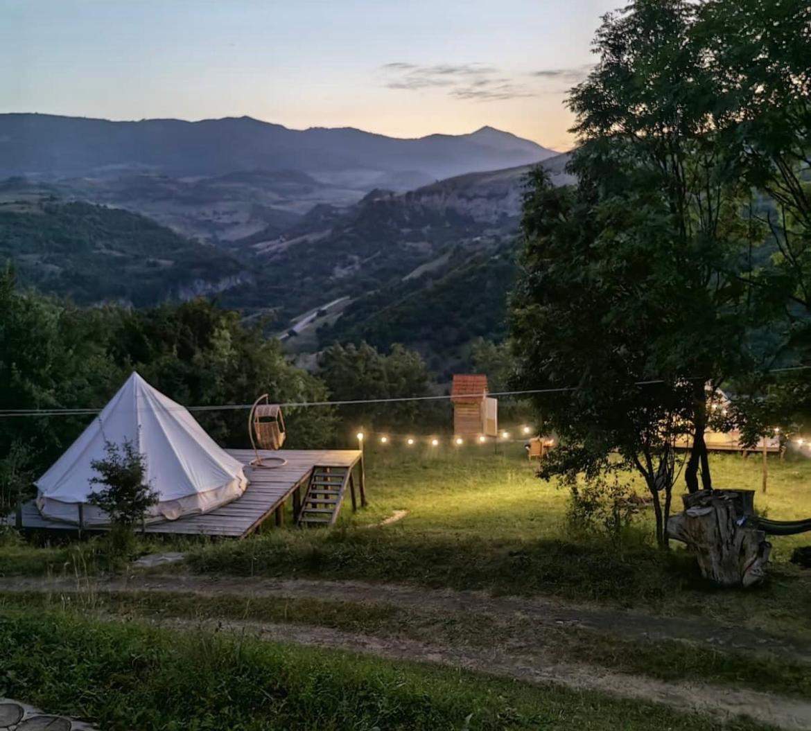 Alereks Mountain Camping Дсех Экстерьер фото